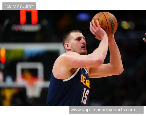 斯潘塞琼斯:掘金替补席对约基奇的表现感到无奈与失望